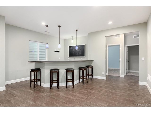 6977 S Riverwood Way, Aurora, CO 80016