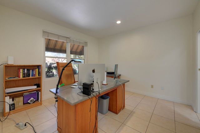 1515 Los Nietos Court NW, Los Ranchos, NM 87107