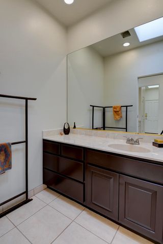 1515 Los Nietos Court NW, Los Ranchos, NM 87107