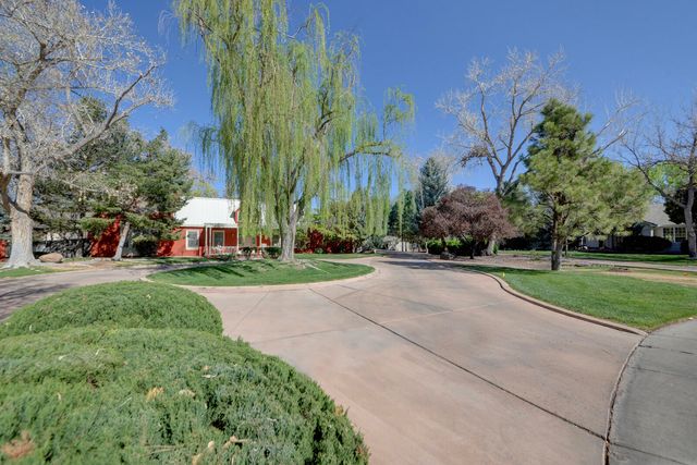 1515 Los Nietos Court NW, Los Ranchos, NM 87107