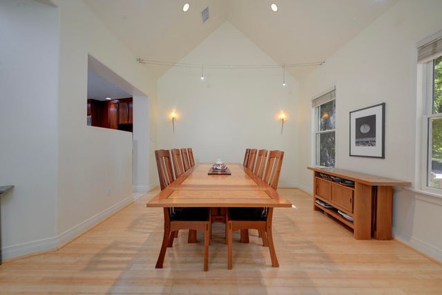 1515 Los Nietos Court NW, Los Ranchos, NM 87107