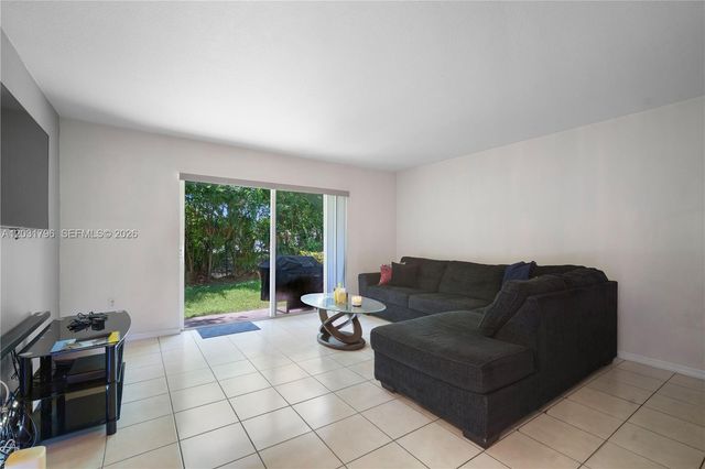 3073 SW 128th Ave 109, Miramar, FL 33027