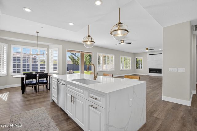 10587 E Sheena Drive, Scottsdale, AZ 85255