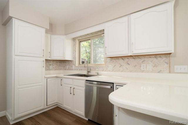 3353 Augusta Street, Flint, MI 48532