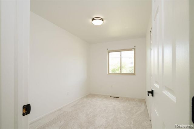 3353 Augusta Street, Flint, MI 48532