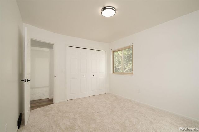 3353 Augusta Street, Flint, MI 48532