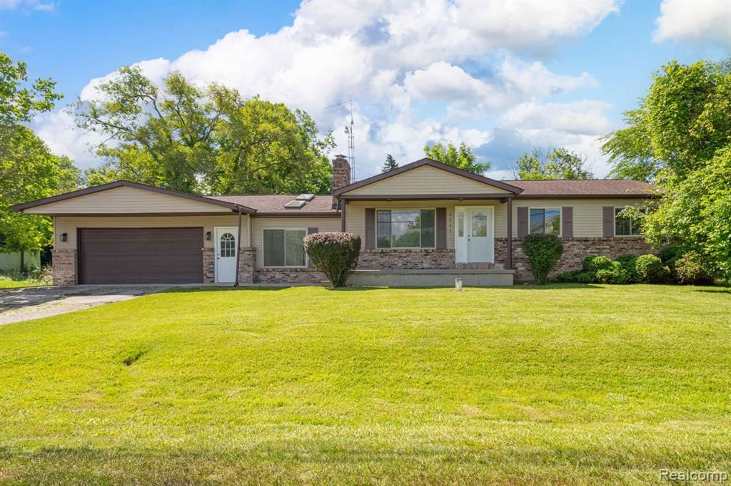 3353 Augusta Street, Flint, MI 48532