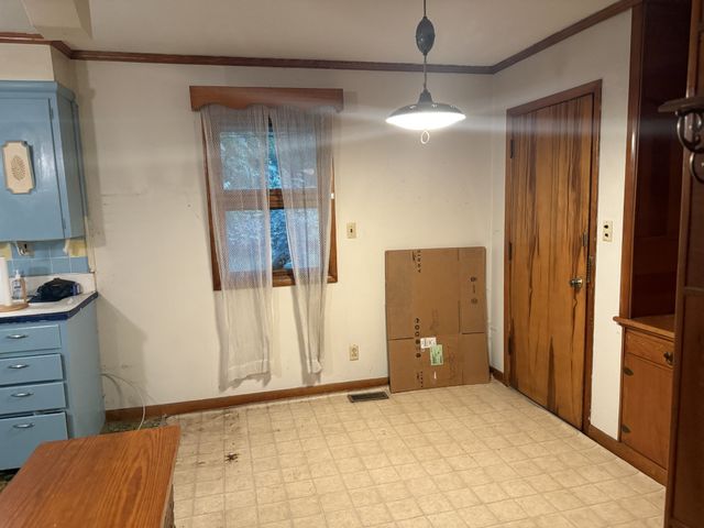 887 Elwood Dr, Clarksville, TN 37040