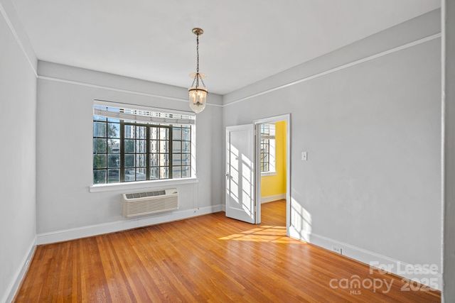 301 W 10th Street 502, Charlotte, NC 28202