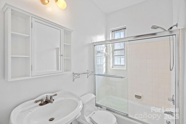 301 W 10th Street 502, Charlotte, NC 28202