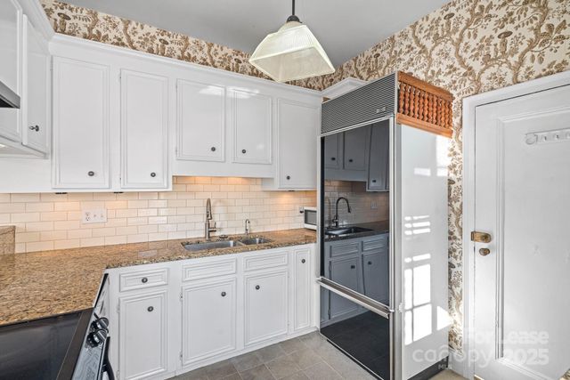 301 W 10th Street 502, Charlotte, NC 28202