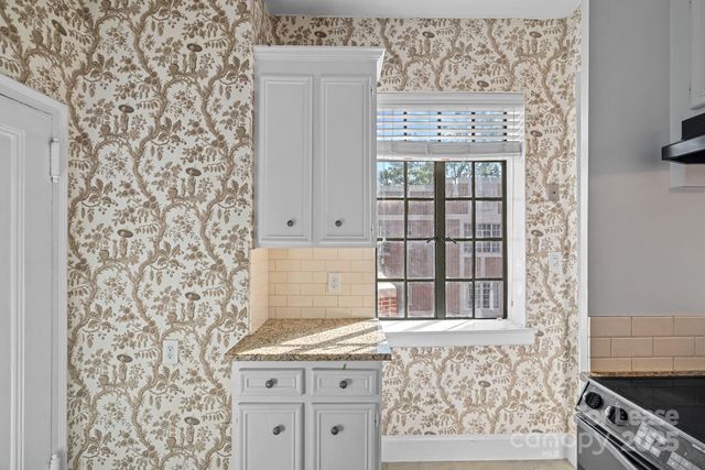 301 W 10th Street 502, Charlotte, NC 28202