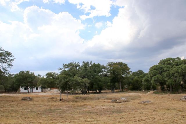 18001 Fm 150 W, Driftwood, TX 78619