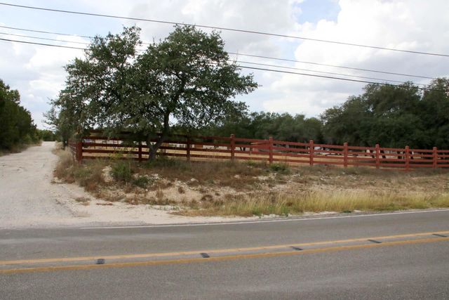 18001 Fm 150 W, Driftwood, TX 78619