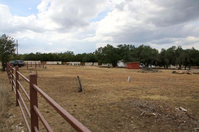 18001 Fm 150 W, Driftwood, TX 78619