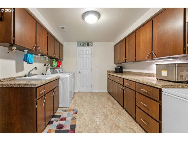 24501 Ne 29TH Ave, Ridgefield, WA 98642