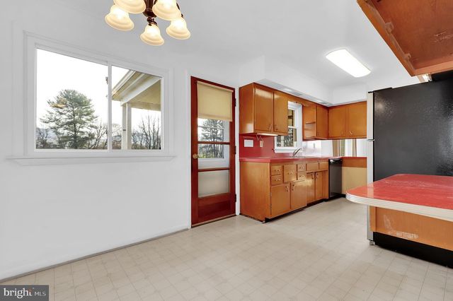 12829 BRADBURY AVE, Smithsburg, MD 21783