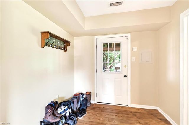 1472 Mill Landing RD, Virginia Beach, VA 23457