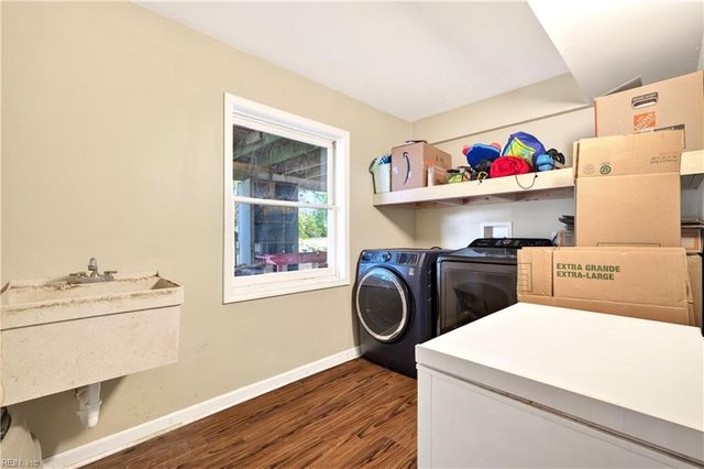 1472 Mill Landing RD, Virginia Beach, VA 23457