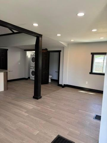 2542 Fairwood Avenue, Columbus, OH 43207
