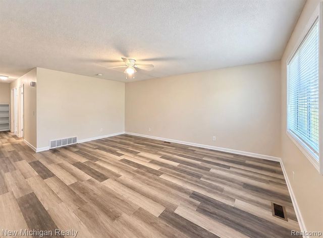 7459 Wade Street, Swartz Creek, MI 48473