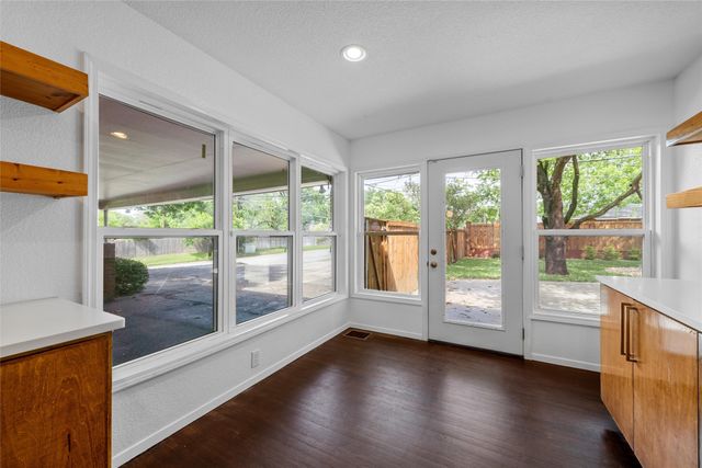 2625 Old Oaks Drive, Waco, TX 76710