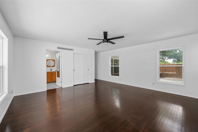 2625 Old Oaks Drive, Waco, TX 76710