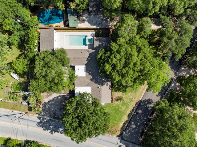 2625 Old Oaks Drive, Waco, TX 76710