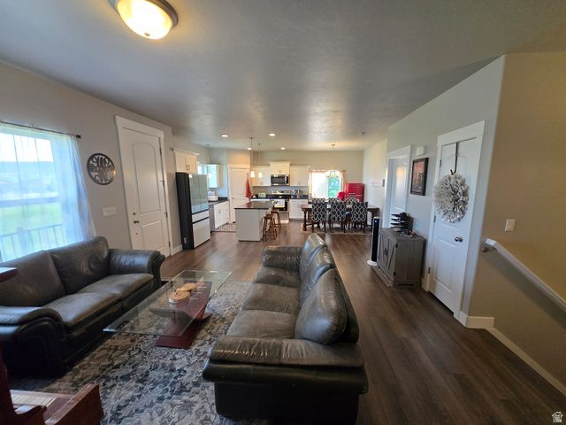 8631 N CYPRESS ALY, Eagle Mountain, UT 84005