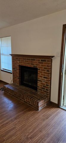 8306 Oxford Valley Drive, Mabelvale, AR 72103