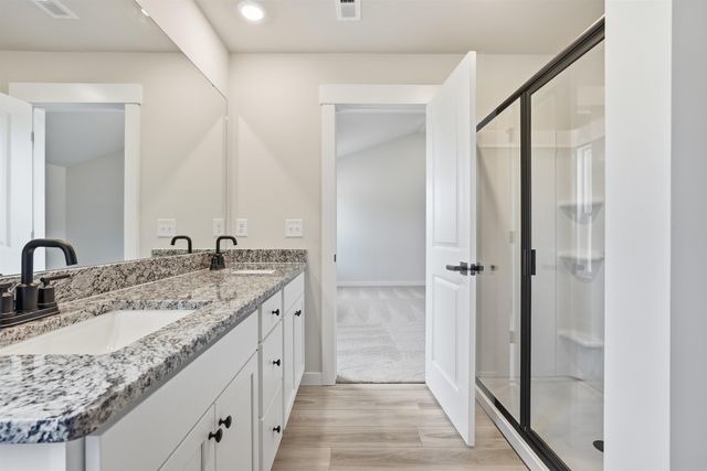 407 West Claywalk Road, Woodruff, SC 29388
