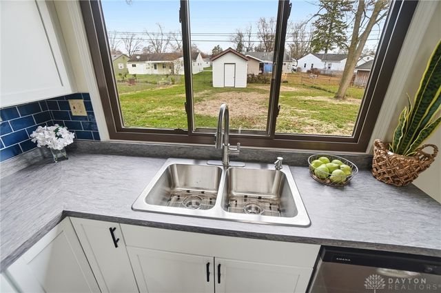 178 Dellwood Drive, Fairborn, OH 45324