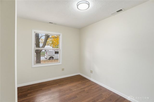 178 Dellwood Drive, Fairborn, OH 45324