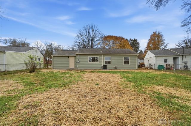 178 Dellwood Drive, Fairborn, OH 45324