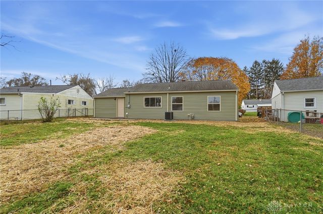 178 Dellwood Drive, Fairborn, OH 45324