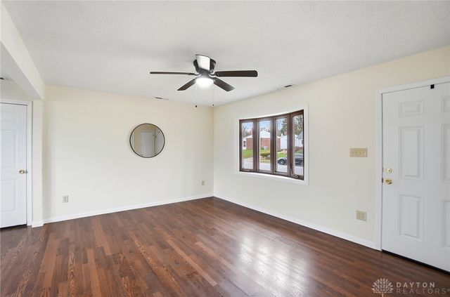 178 Dellwood Drive, Fairborn, OH 45324