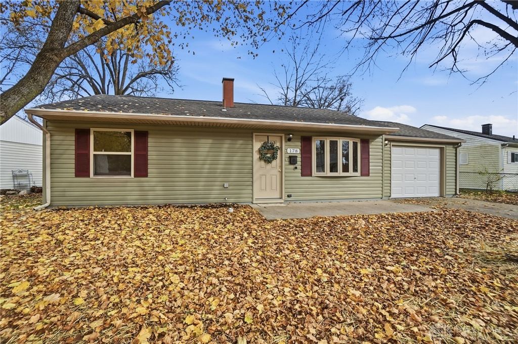 178 Dellwood Drive, Fairborn, OH 45324