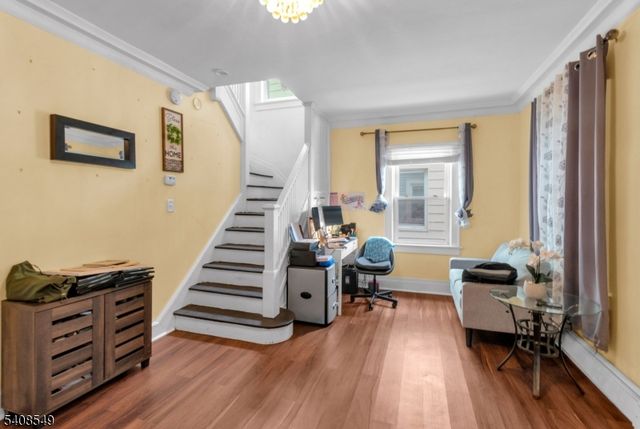 19 Irving St, East Orange City, NJ 07018