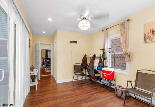 19 Irving St, East Orange City, NJ 07018