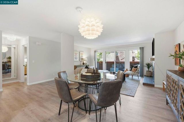 8 Royston Walk, Pleasant Hill, CA 94523
