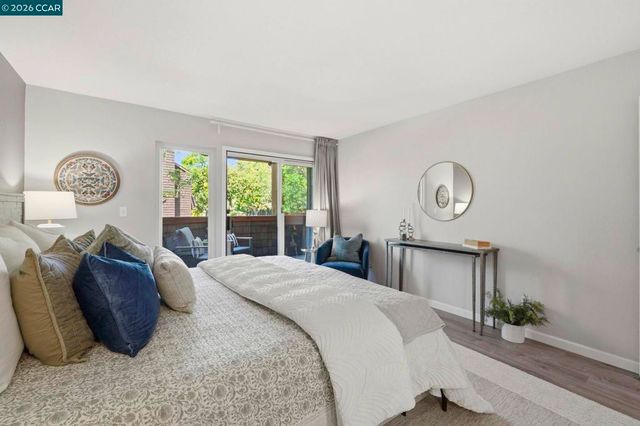 8 Royston Walk, Pleasant Hill, CA 94523
