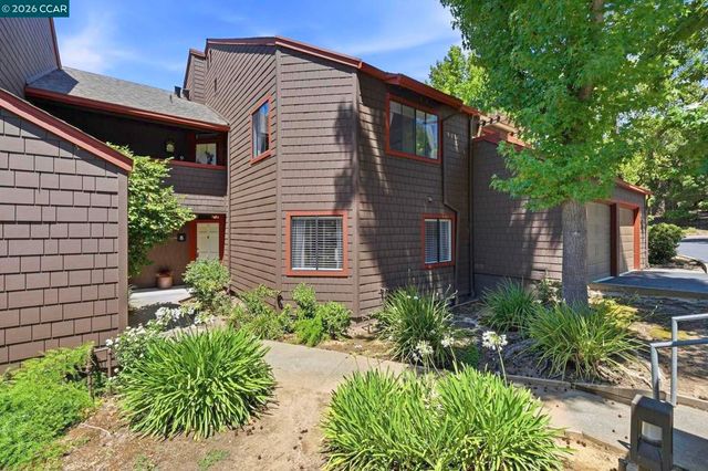 8 Royston Walk, Pleasant Hill, CA 94523