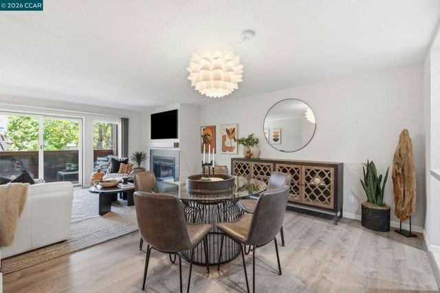 8 Royston Walk, Pleasant Hill, CA 94523