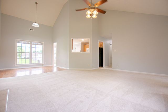 3894 Stella Dr, Clarksville, TN 37040