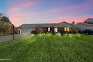 3159 Pickle Road, Oregon, OH 43616