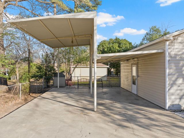 201 Redbud, Mt Pleasant, TX 75455