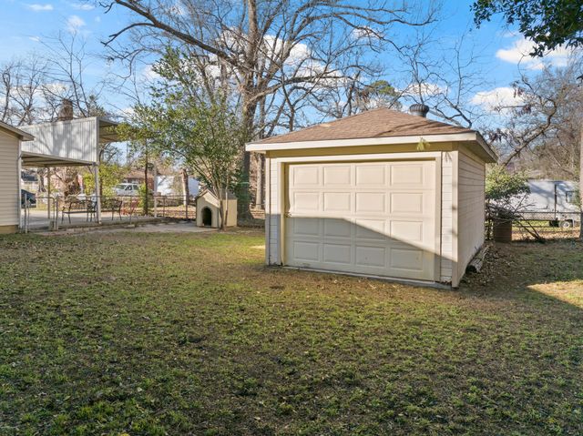 201 Redbud, Mt Pleasant, TX 75455
