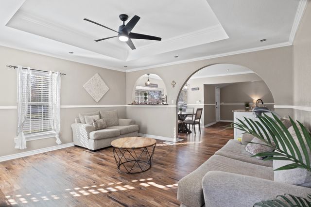 201 Redbud, Mt Pleasant, TX 75455