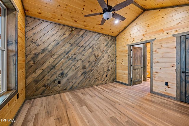 756 Ski View Lane, Sevierville, TN 37876