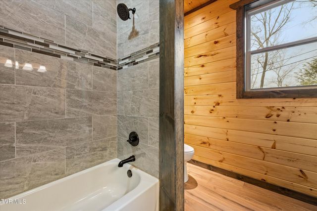 756 Ski View Lane, Sevierville, TN 37876